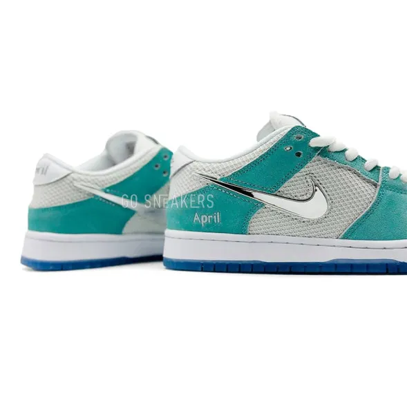 Женские кроссовки Nike SB Dunk Low April Skateboards