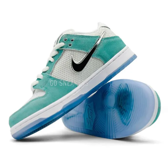 Женские кроссовки Nike SB Dunk Low April Skateboards
