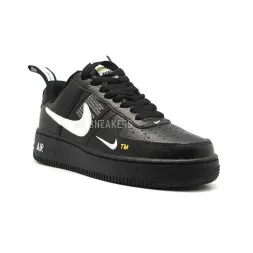 Nike Air Force 1 Low SE Premium Black