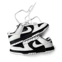 Nike Dunk Low Reverse Panda