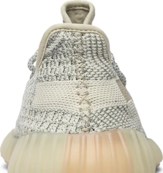 Унисекс кроссовки Adidas Yeezy Boost 350 V2 &amp;#039;Lundmark Non-Reflective&amp;#039;