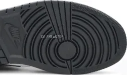 Nike Air Jordan 1 Mid 'Chicago Black Toe'