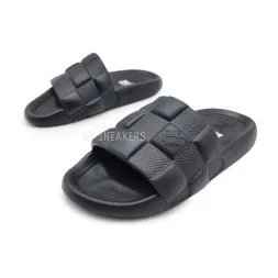 Louis Vuitton Flip-flops Black