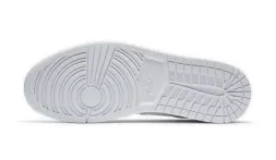 Nike Air Jordan 1 Mid SE Swoosh On Tour (2020)