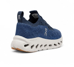 On Running Cloudtilt Jeans
