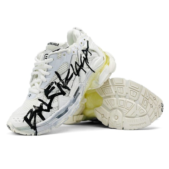 Унисекс кроссовки Balenciaga Runner Sneaker &amp;quot;Graffiti — White Black&amp;quot;