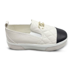 Chanel Slip-ons Leather White