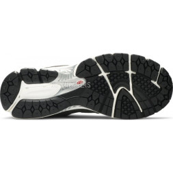 New Balance 2002R OG Dark Grey