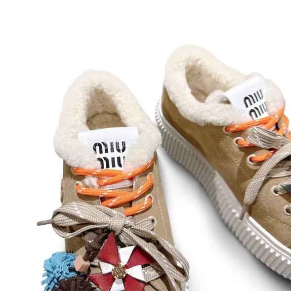Женские зимние кеды на платформе Miu Miu Winter Sneakers Platform Suede Sand
