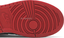 Женские кроссовки Nike Air Jordan 1 Mid GS &#039;Banned&#039;