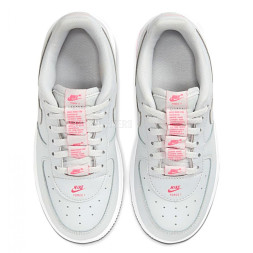 Женские кроссовки Nike Force 1 LV8 3 Photon Dust